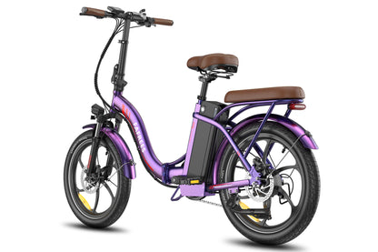 väri_vaaleanpunainen violetti