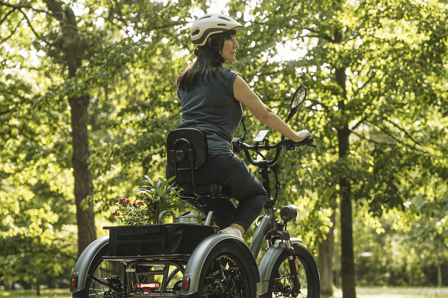 Comfort pyöräistuin selkänojalla